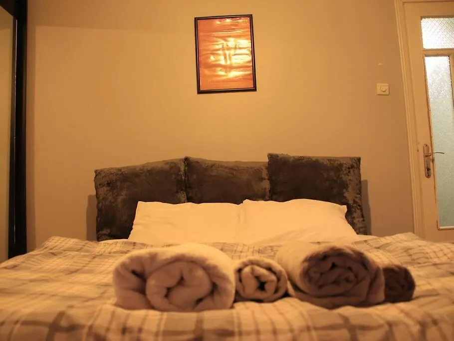Perfect Location In Nisantasi Apartment Istanbul